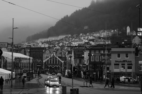 Norwegens Fjorde im Winter: Bergen als Ausgangspunkt